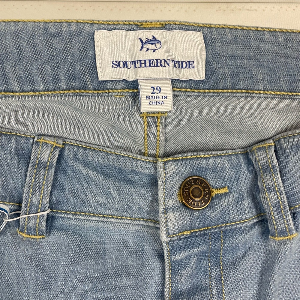 Women’s Southern Tide Light Resort Denim, light blue wash, size 29, skinny, NWT
